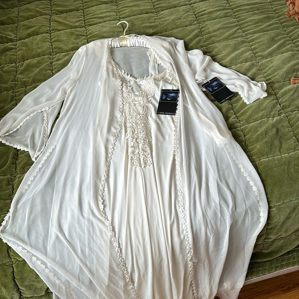 Flora Nikrooz Peignoir Set